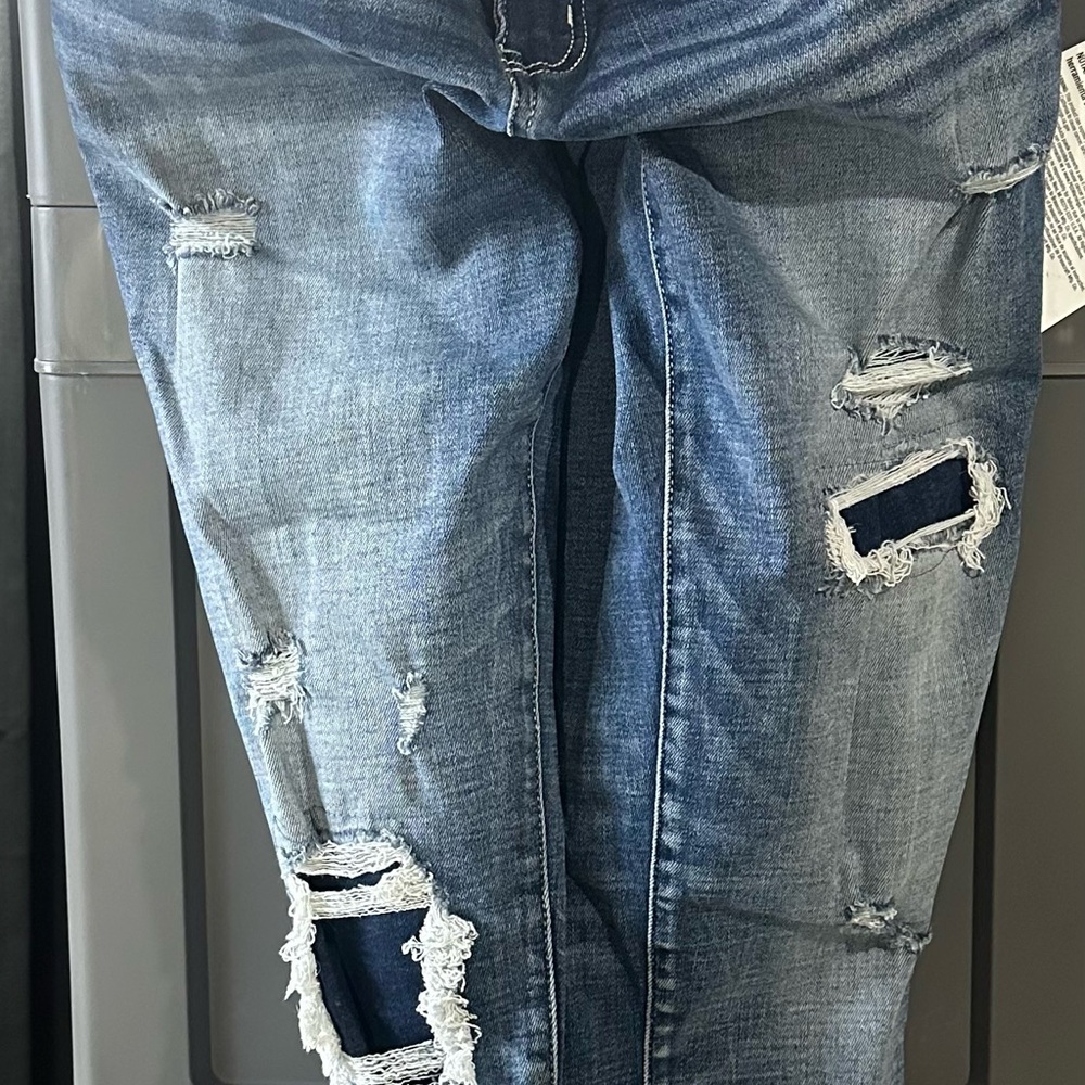 BKE Distressed Blue Jeans